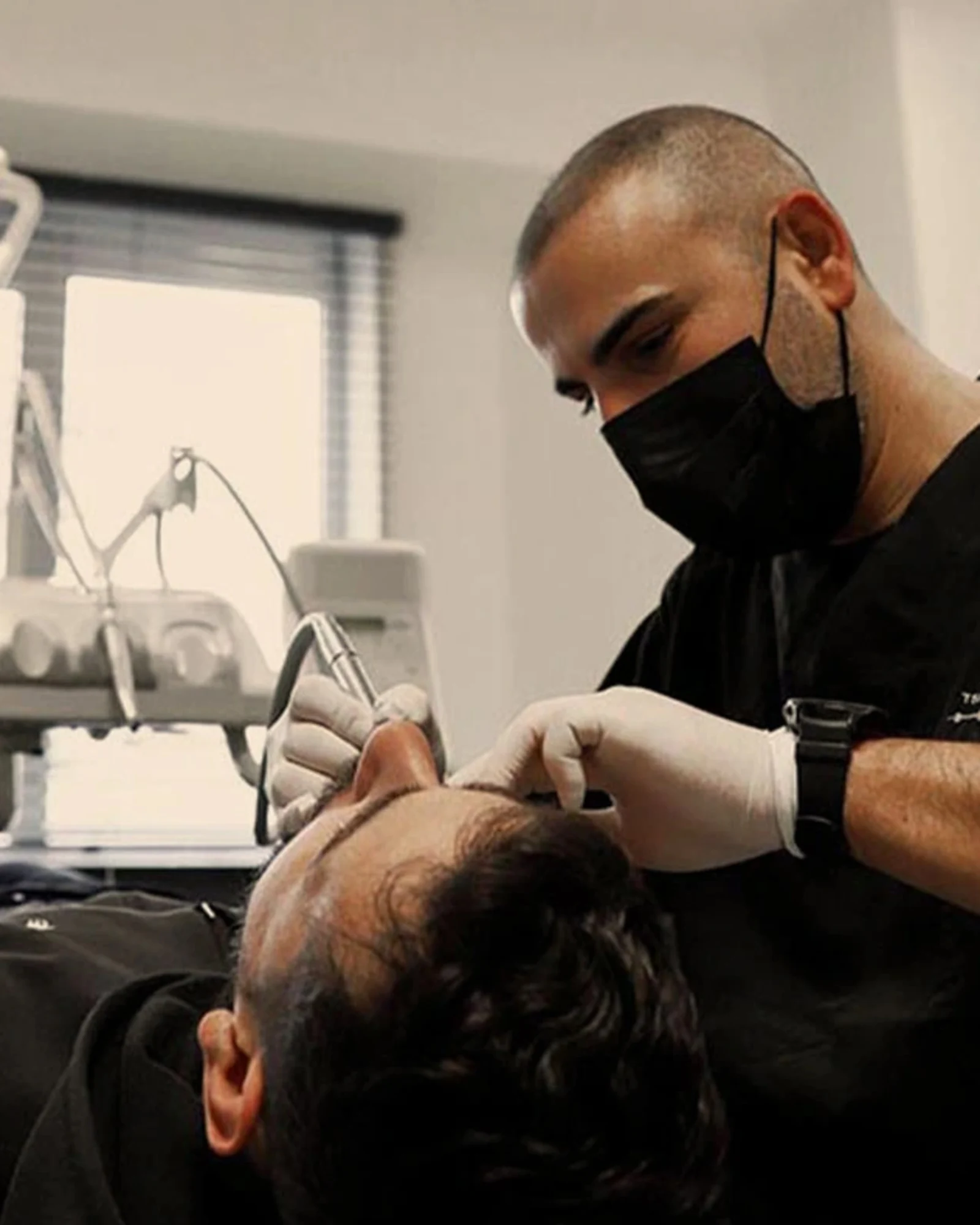 TK Orthodontics — Ιατρείο Dr. Τσιότρας Κωνσταντίνος